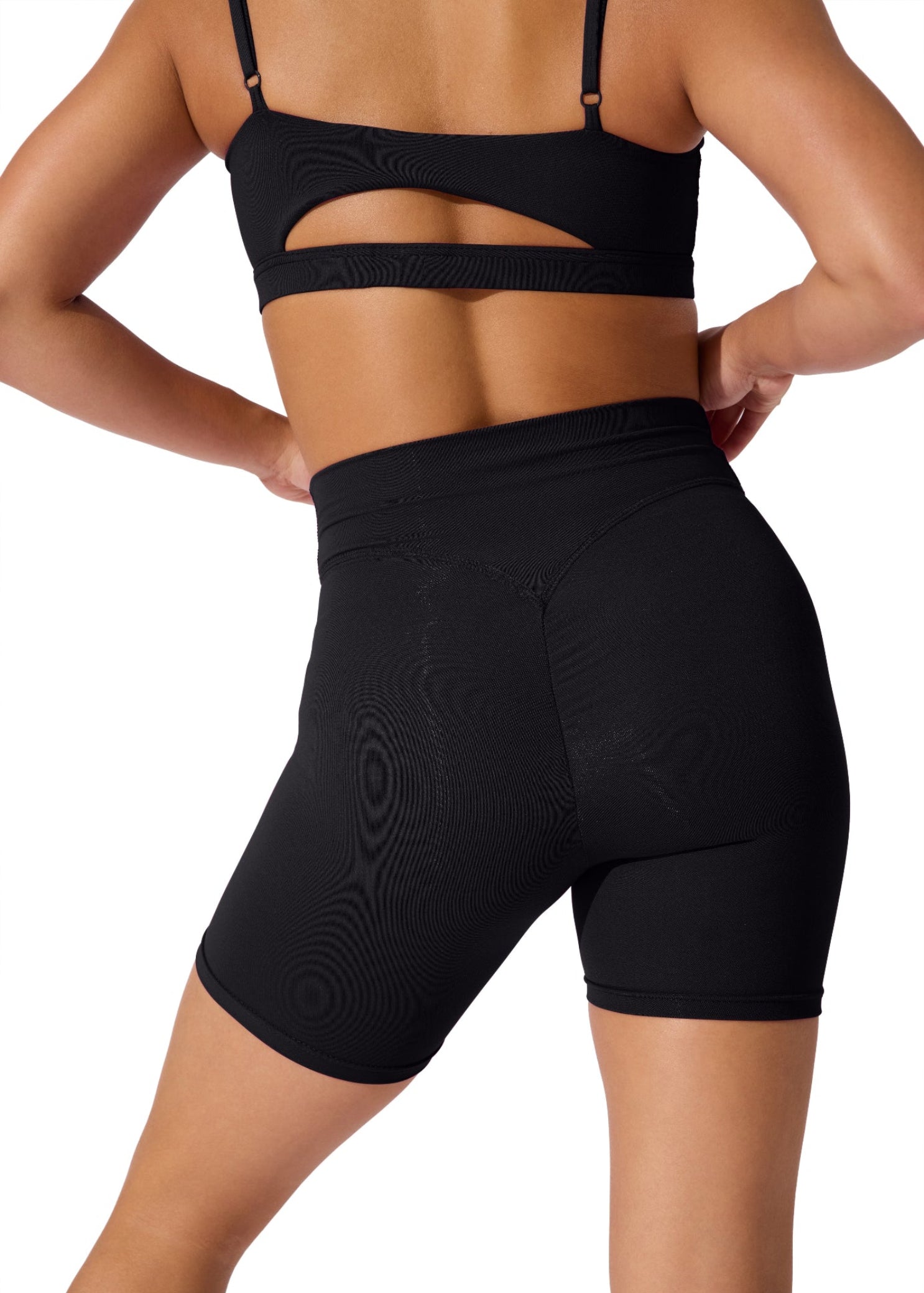 En Pointe Pinch Short Black back view