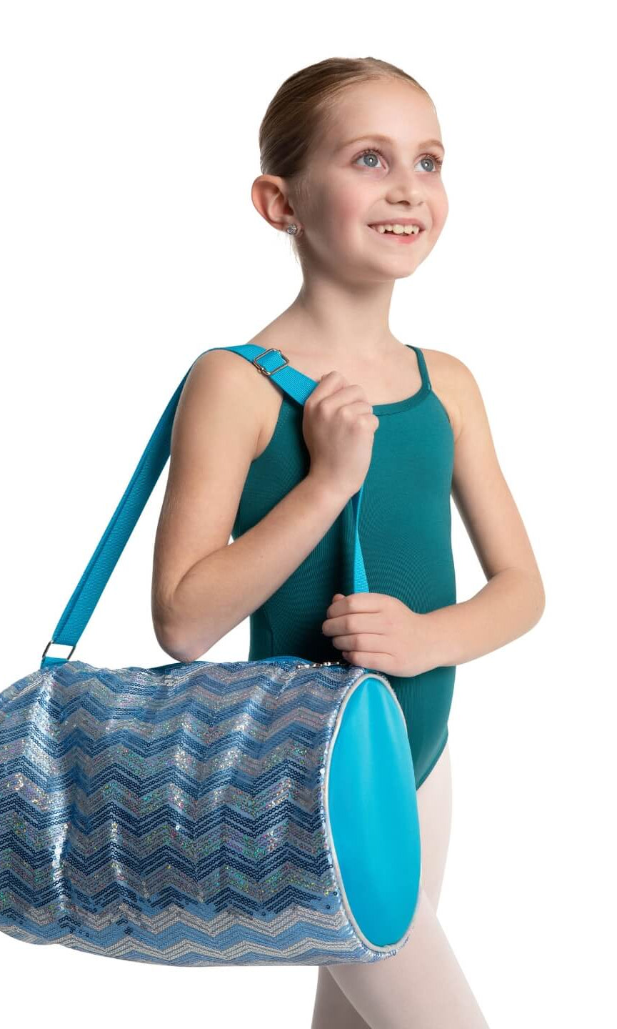 Chevron Barrel Bag – B283 in-use