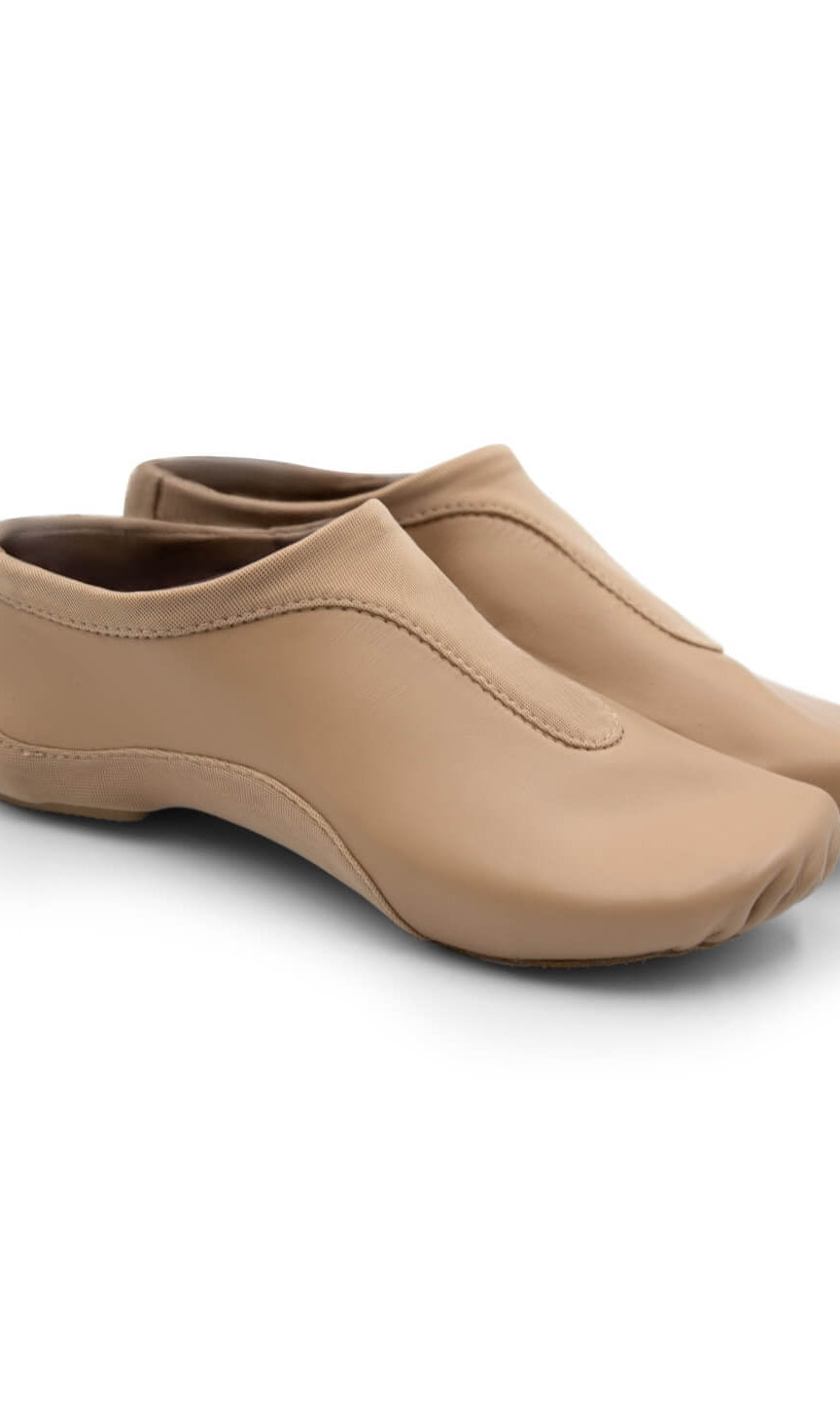 Vibe Jazz Shoe Caramel front-side view