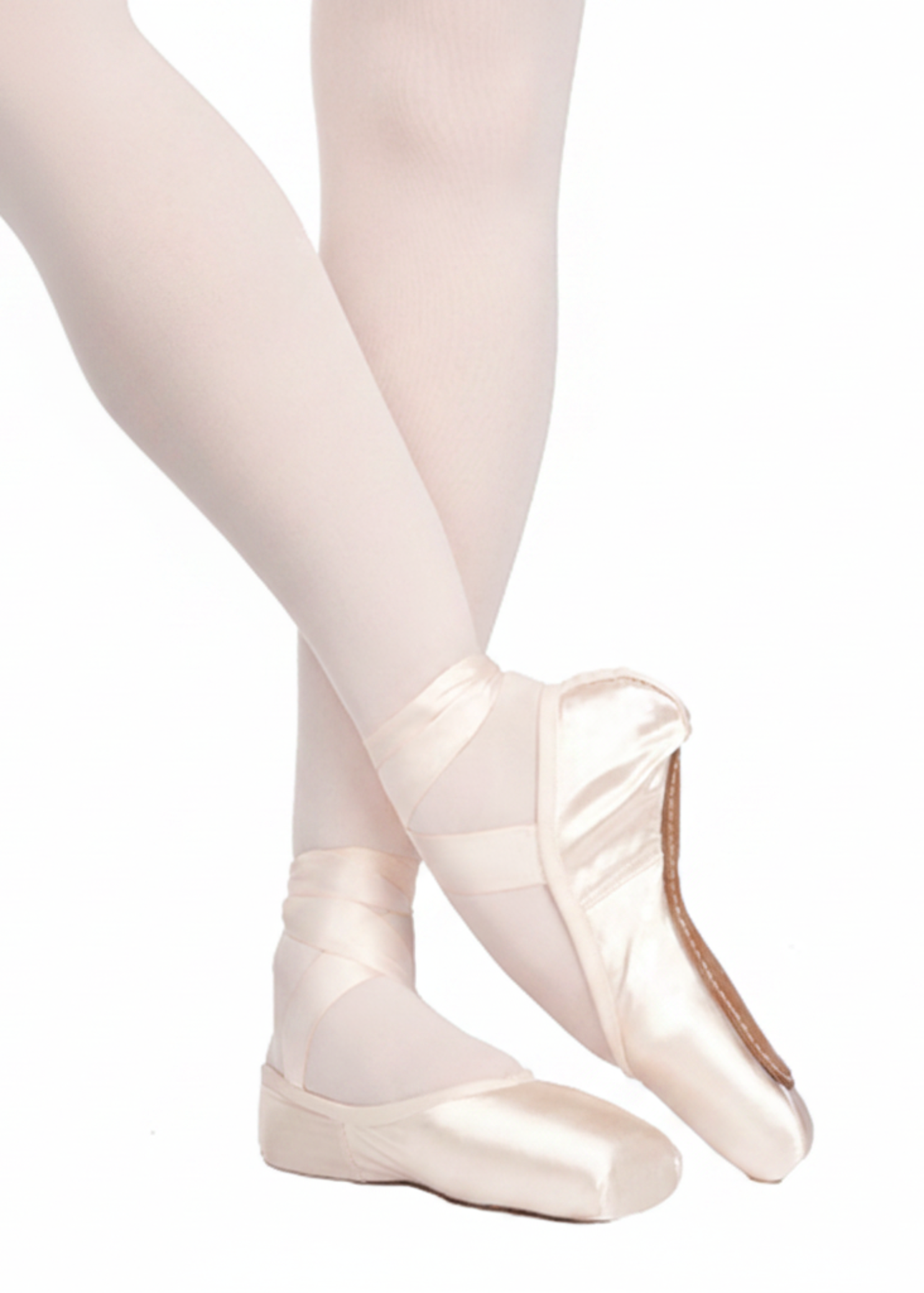 Rubin Pointe Shoe lifestyle view