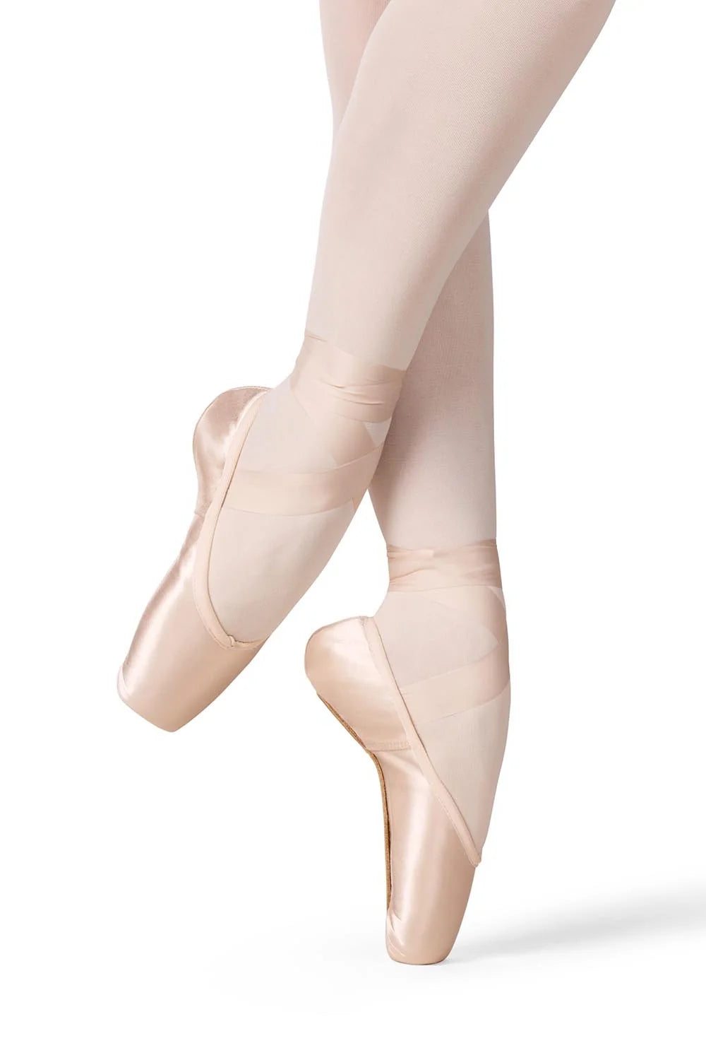 Akoya Pointe Shoe lifestyle view