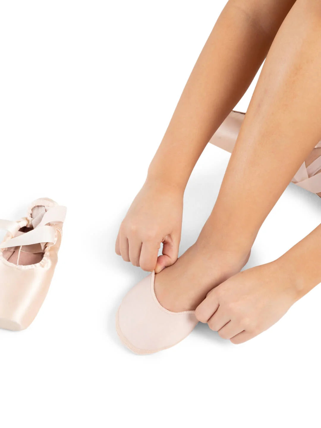 Ouch Pouch Large lifestyle view 1