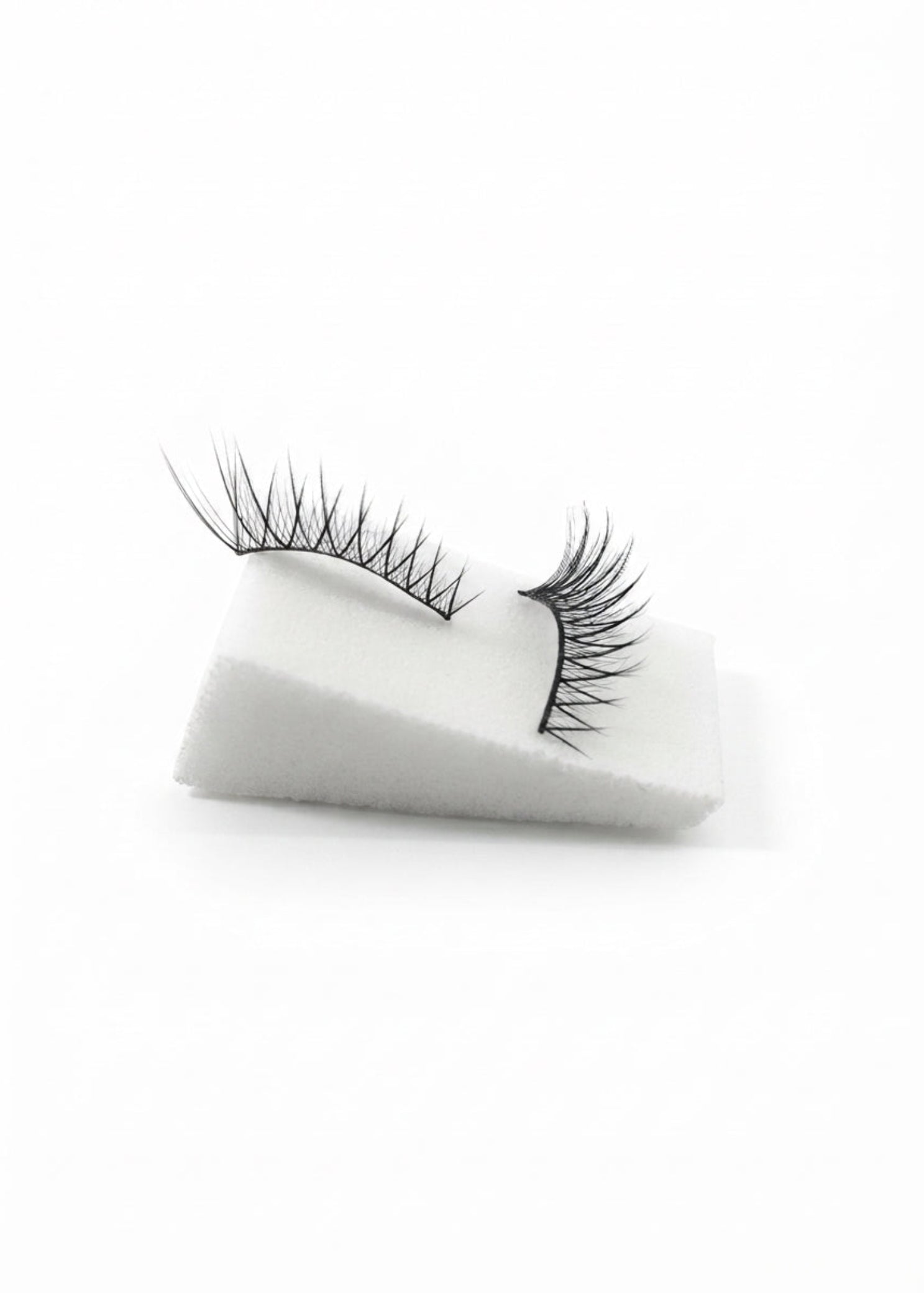 FH2 Criss Cross Lashes, right side view showing soft criss-cross pattern and lightweight profile