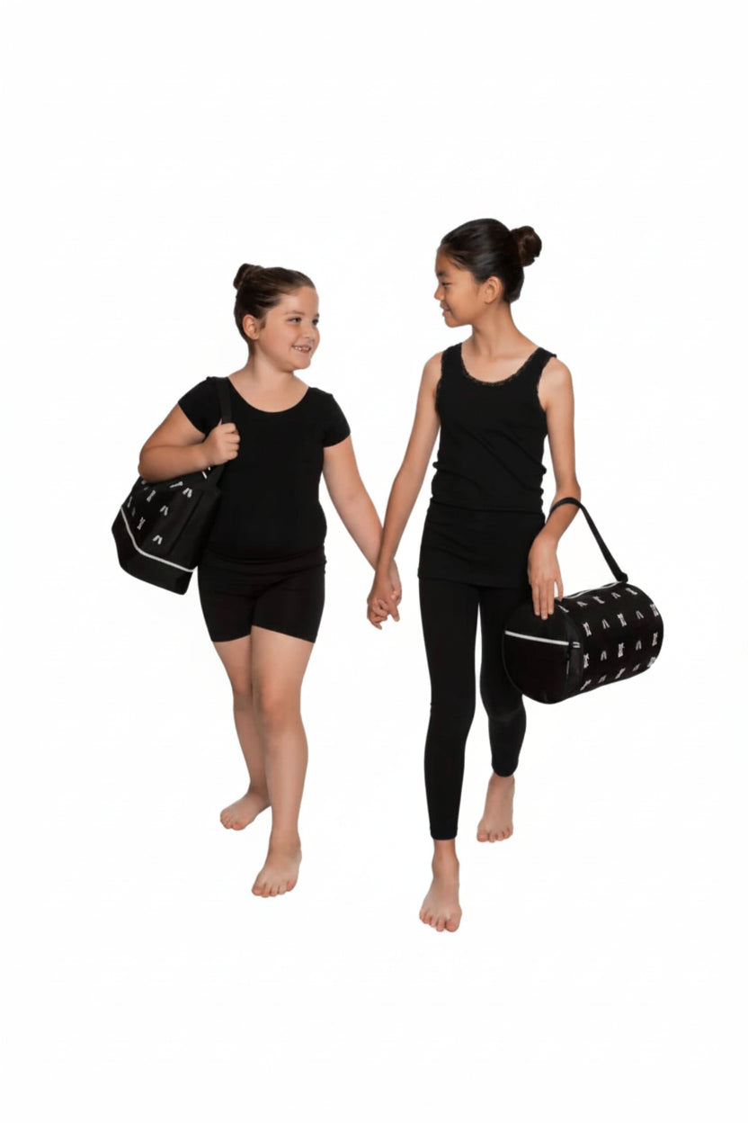 Daisy Duffel Black lifestyle view