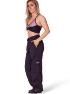 Jet Setter Jogger Black lifestyle view