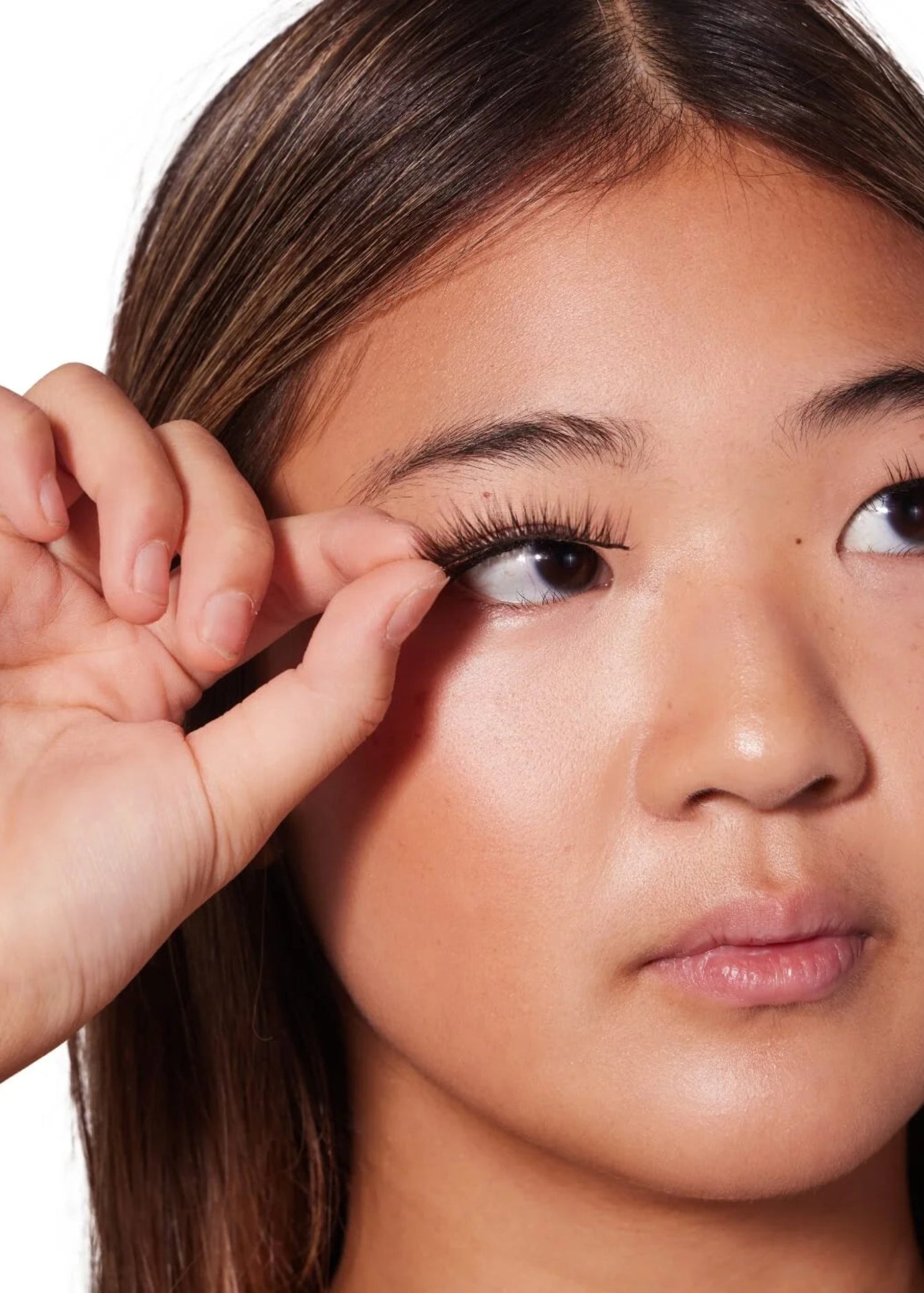Capezio Polyester Performance Eye Lashes, application guide view showing trim-to-fit instructions