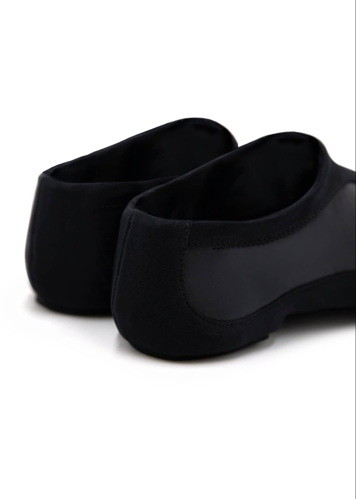 Vibe Jazz Shoe Black back view