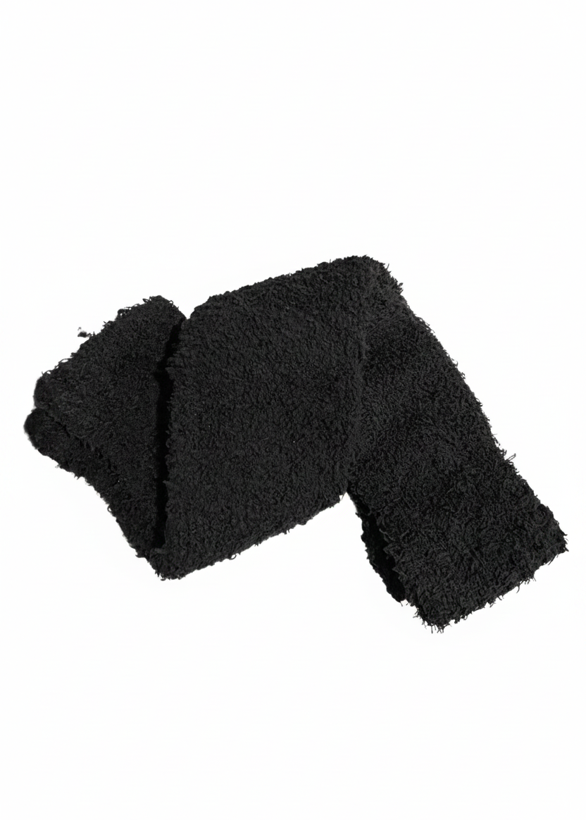 18" Solid Legwarmer Black front view